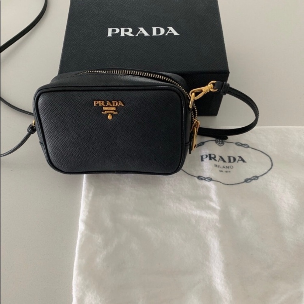 Small Saffiano Prada Crossbody Bag - Nero